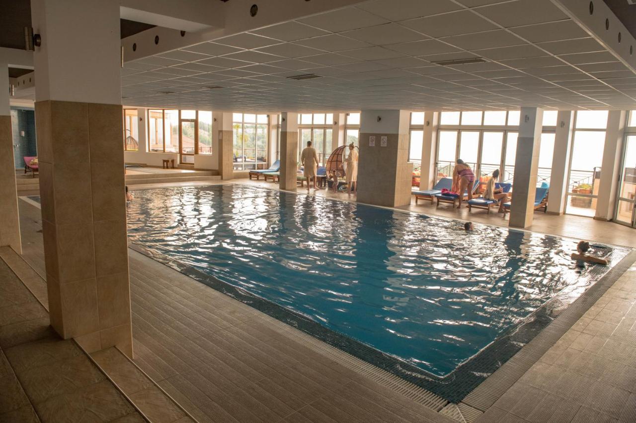 K19 Milmari Resort & Spa Kopaonik Exterior foto
